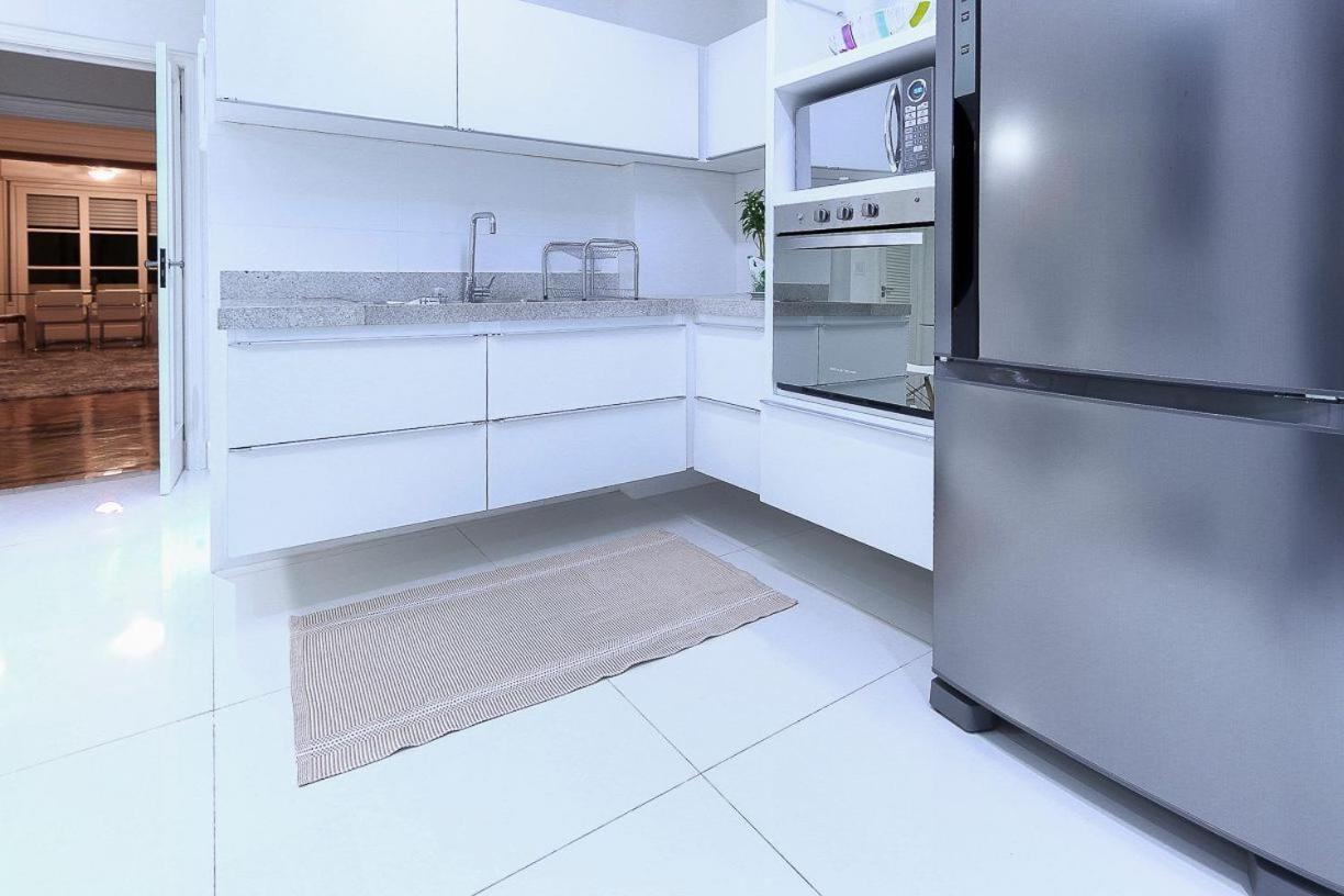 Appartement Amplo, Exclusivo E Proximo Ao Mar De Copacabana