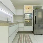 Amplo, Exclusivo E Proximo Ao Mar De Copacabana