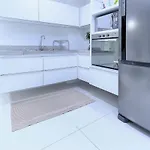 Amplo, Exclusivo E Proximo Ao Mar De Copacabana